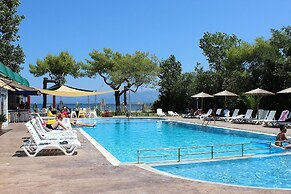Koulouris Beach Hotel