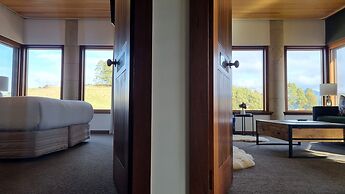 Cabot Lodge