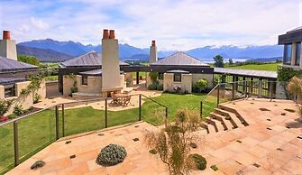 Cabot Lodge