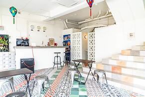 Okinawa Guest House Chanpuru - Hostel