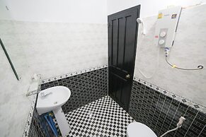 Maylay Guesthouse