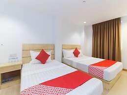Super OYO 530 Dd Hotel