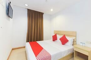 Super OYO 530 Dd Hotel