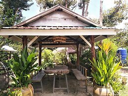 Baan Suan Siri Resort