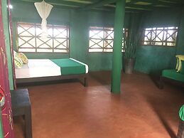 Eagle Camp Mida Creek