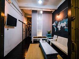 Zeds Hostel Bangkok