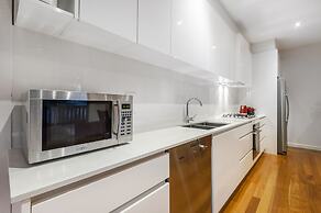 Aquawaters house by Barefoot Beach stays