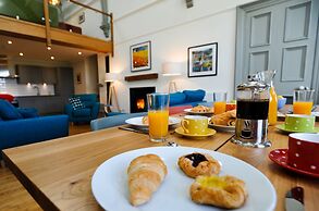 The Five Turrets: Stay in Scotland in Style in a Historic Four-bed Hol