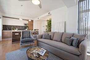 Chezmoihomes Plaza Nueva Penthouse