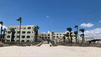 Sol Palmeras Beach - Family Hotel