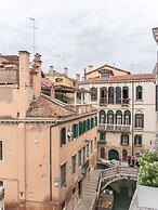 Riva Palace Apartments