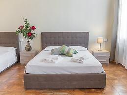 Riva Palace Apartments