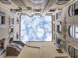 Riva Palace Apartments