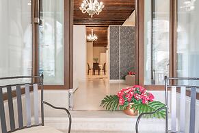 Riva Palace Apartments