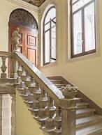 Riva Palace Apartments