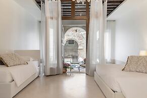 Riva Palace Apartments