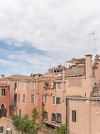 Riva Palace Apartments