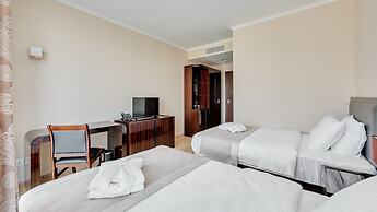 Lisi Hills Hotel