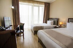 Lisi Hills Hotel