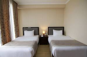 Lisi Hills Hotel