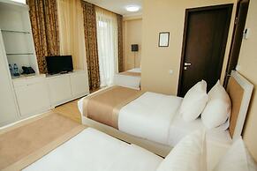 Lisi Hills Hotel