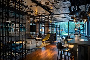 Renaissance Hangzhou Northeast Hotel