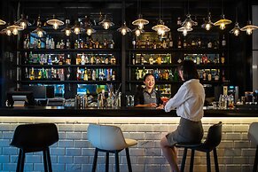 Renaissance Hangzhou Northeast Hotel