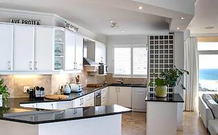 801 Oyster Schelles - Near Umhlanga Rocks Beach