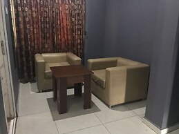 Tripoint Richmond Hotel