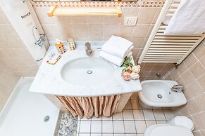 Cavourotto Terrace by Mmega