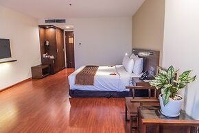 Sai Gon Phu Tho Hotel
