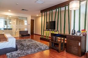 Sai Gon Phu Tho Hotel