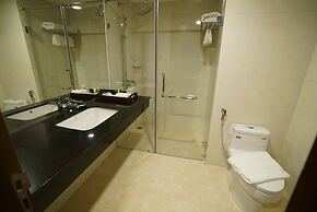 Sai Gon Phu Tho Hotel