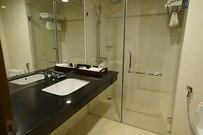Sai Gon Phu Tho Hotel