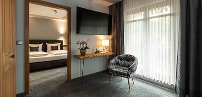 Hotel & Restaurant Becher