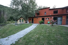 Bungalow-Cabañas en Albergue Valle Do Seo
