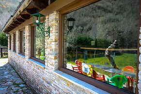 Bungalow-Cabañas en Albergue Valle Do Seo
