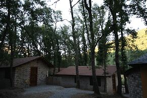 Bungalow-Cabañas en Albergue Valle Do Seo