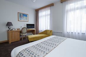 Hotel Eden