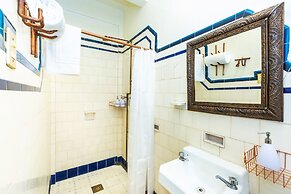 Mala Vecindad Beer Hotel