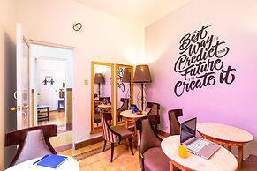 Mala Vecindad Beer Hotel