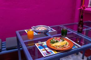 Mala Vecindad Beer Hotel