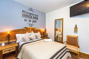 Mala Vecindad Beer Hotel