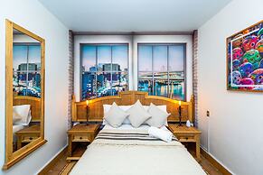 Mala Vecindad Beer Hotel