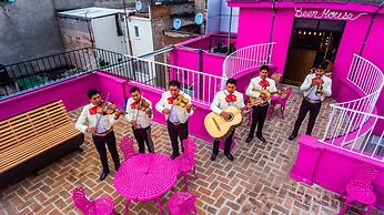 Mala Vecindad Beer Hotel