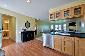 Unit 110 2 Bd/ 2 Ba Condo 2 Bedroom Condo by RedAwning