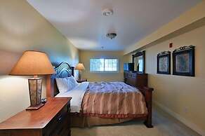 Unit 110 2 Bd/ 2 Ba Condo 2 Bedroom Condo by RedAwning