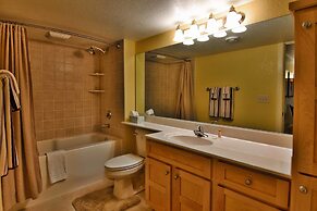 Unit 110 2 Bd/ 2 Ba Condo 2 Bedroom Condo by RedAwning
