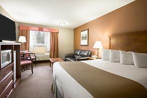 Canmore Inn & Suites