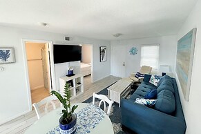 Sunrise Ge 103 2 Bedroom Condo by RedAwning